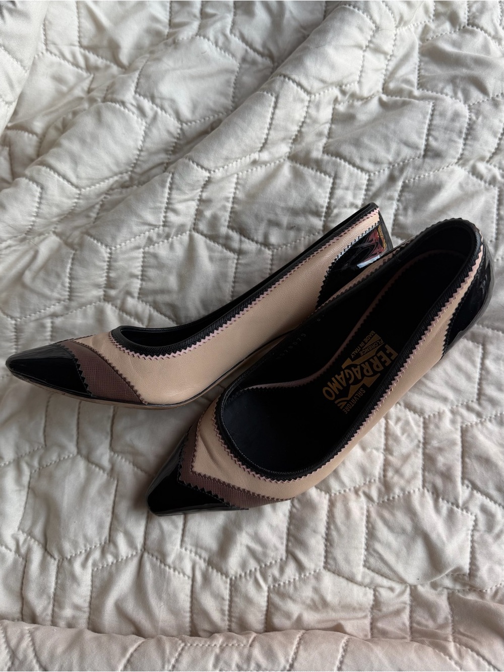Salvatore Ferragamo Tri-tone Spectator Pumps Size 6B